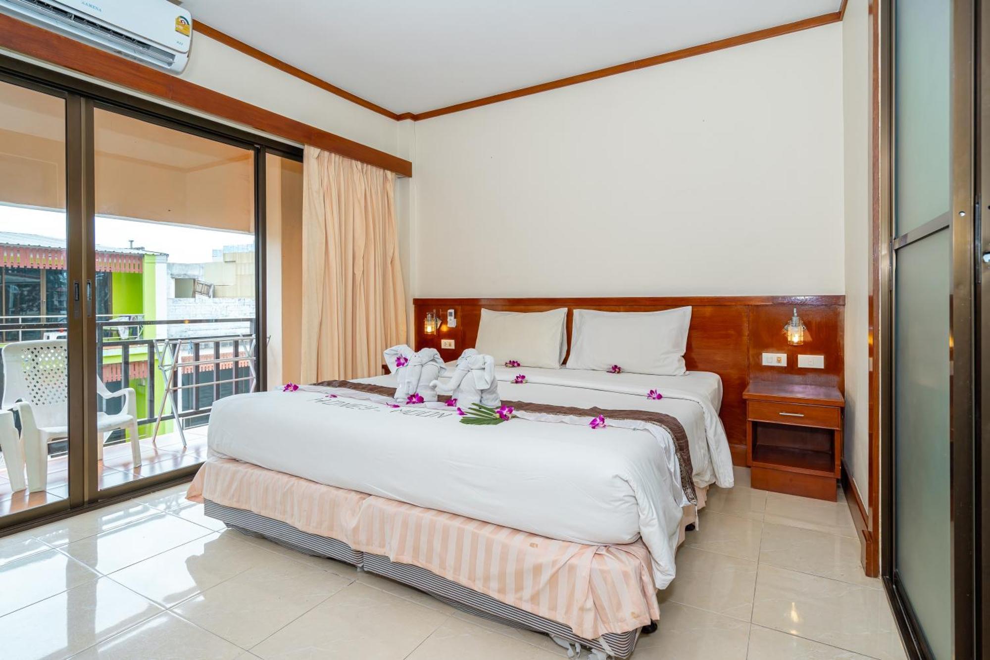 Outdoor Inn Kata Hotel Εξωτερικό φωτογραφία